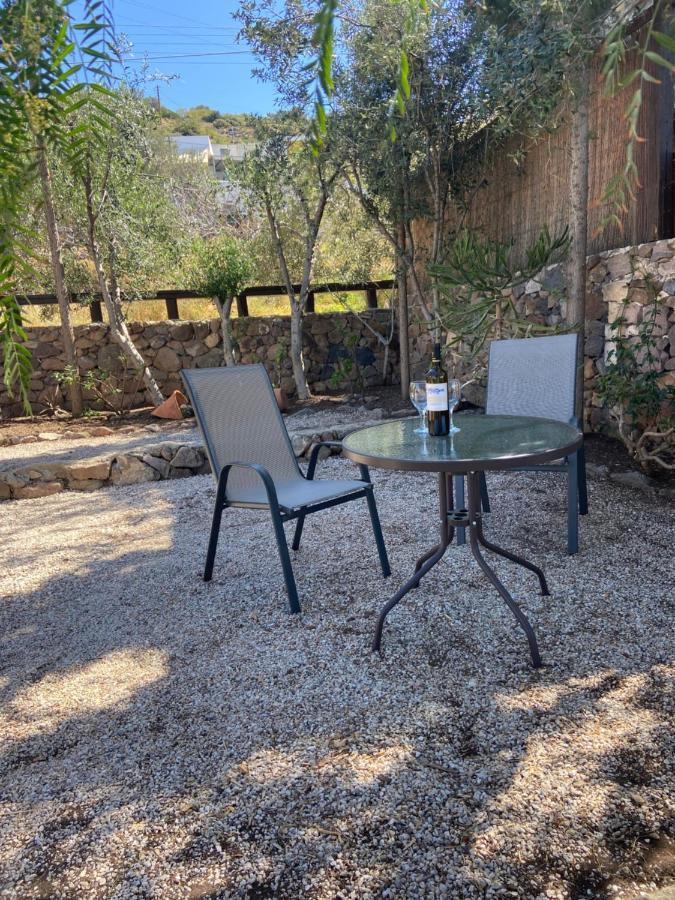 Apartamento Pepper Tree Aegina Exterior foto